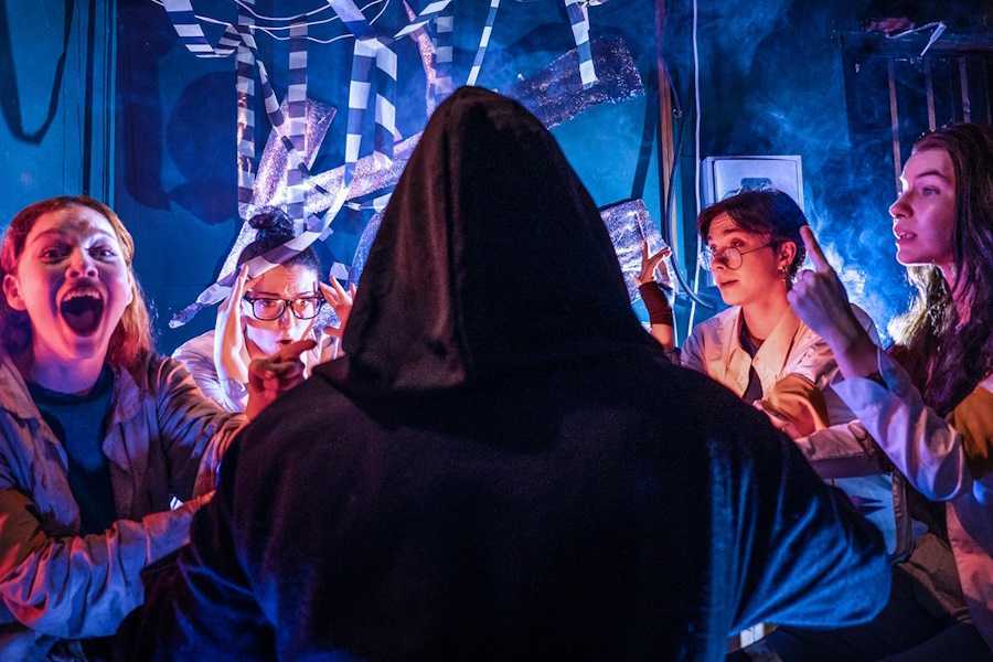 Квесты в Санкт-Петербурге для большой компании Квесты в Санкт-Петербурге для большой компании