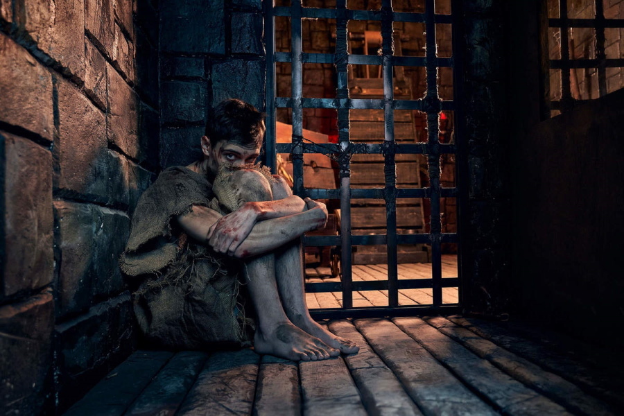 Квест в реальности Заговор в средневековом замке от компании 4 мозга Квест в реальности Заговор в средневековом замке от компании 4 мозга