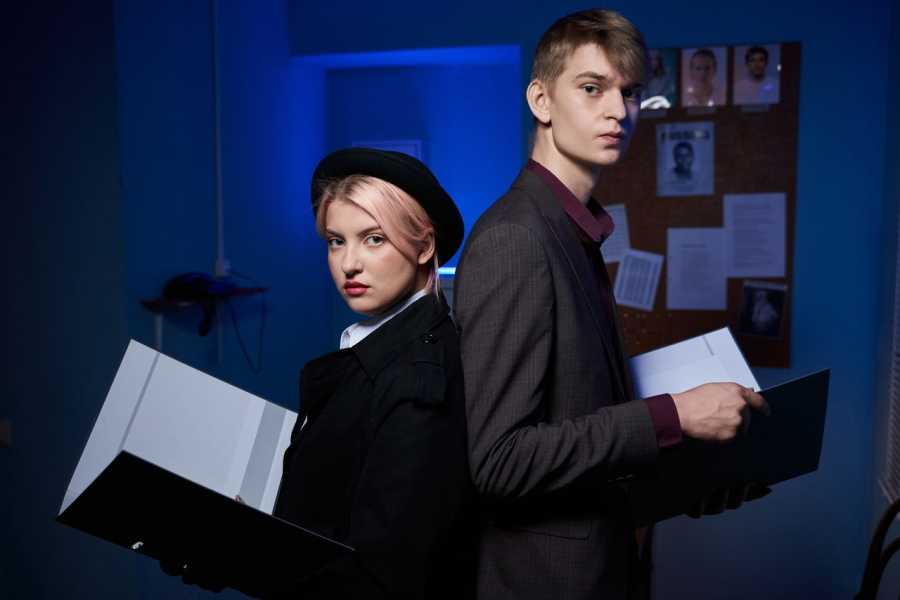 Квест в реальности Книжный клуб от компании Взаперти Квест в реальности Книжный клуб от компании Взаперти