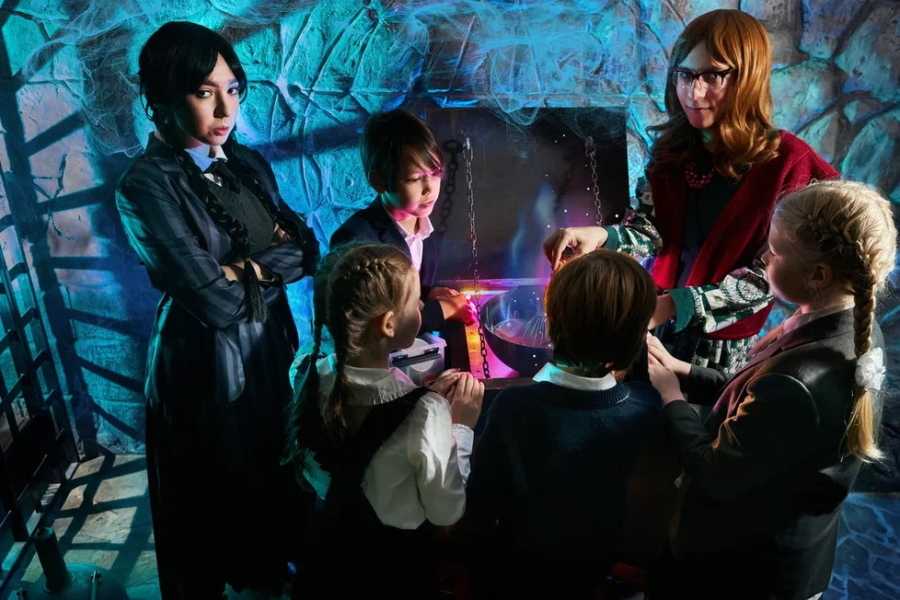 Квест в реальности Уэнсдей от компании Взаперти Квест в реальности Уэнсдей от компании Взаперти