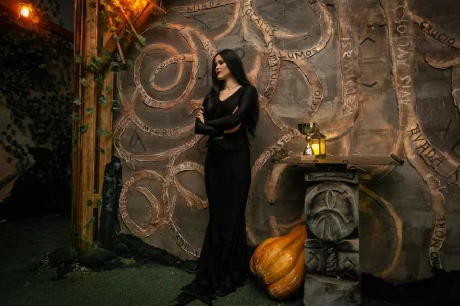 Квест в реальности Уэнсдей от компании Game Diving Квест в реальности Уэнсдей от компании Game Diving