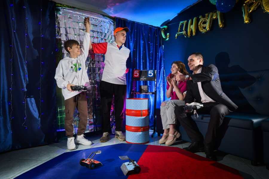 Квест в реальности День роботов от компании Взаперти Квест в реальности День роботов от компании Взаперти