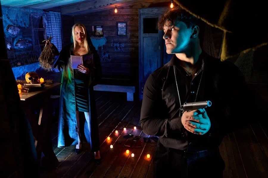 Квест в реальности Дело о черной мессе от компании Взаперти Квест в реальности Дело о черной мессе от компании Взаперти