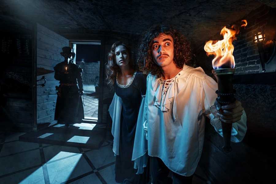 Квест в реальности Алкогольный квест "Чумная аптека" от компании Взаперти Квест в реальности Алкогольный квест "Чумная аптека" от компании Взаперти