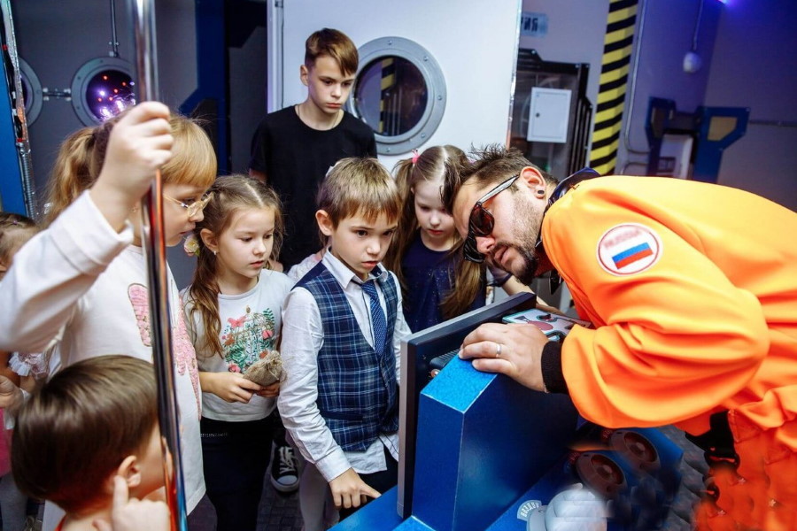 Квест в реальности Путешествие на космическом корабле от компании Familand Квест в реальности Путешествие на космическом корабле от компании Familand