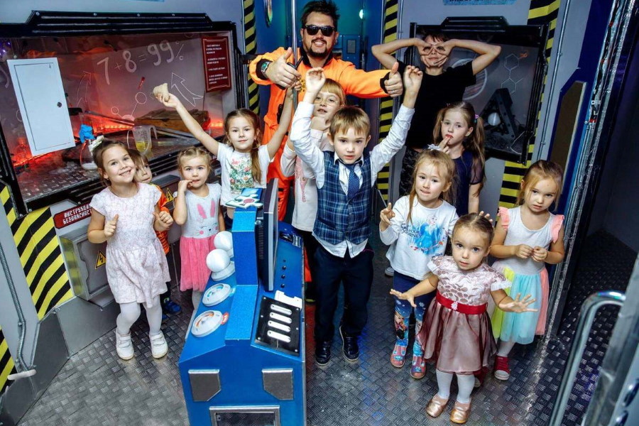 Квест в реальности Путешествие на космическом корабле от компании Familand Квест в реальности Путешествие на космическом корабле от компании Familand