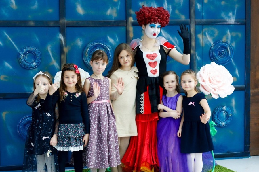 Квест в реальности Алиса в Стране чудес от компании Солнечный город Квест в реальности Алиса в Стране чудес от компании Солнечный город